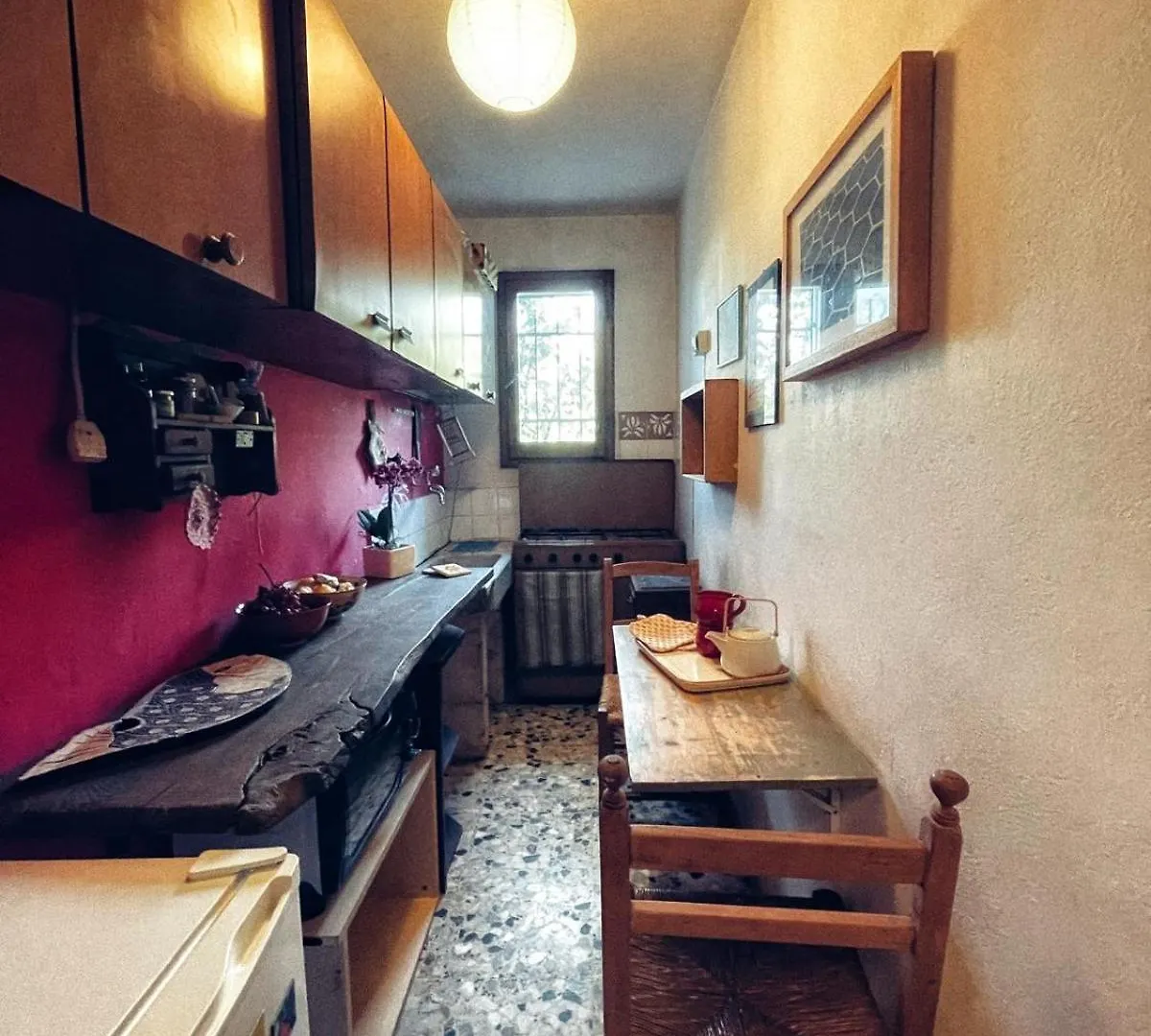 La Curanderia Apartment Pietrasanta Italy